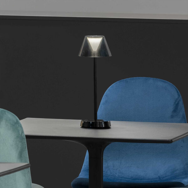 LÁMPARA DE MESA DE EXTERIOR LOLITA TL RECARGABLE - Imagen 4